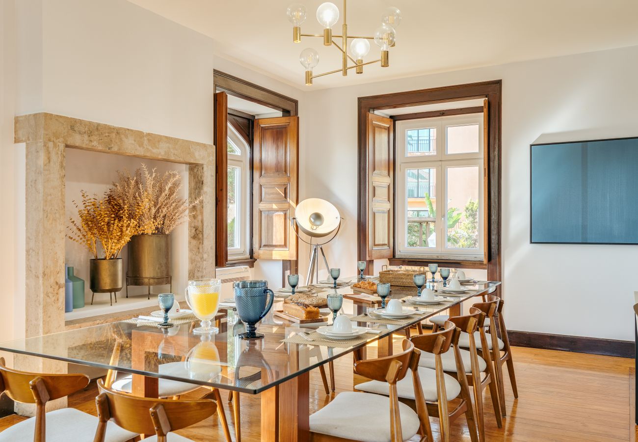 Villa in Cascais - Blissful Seafront