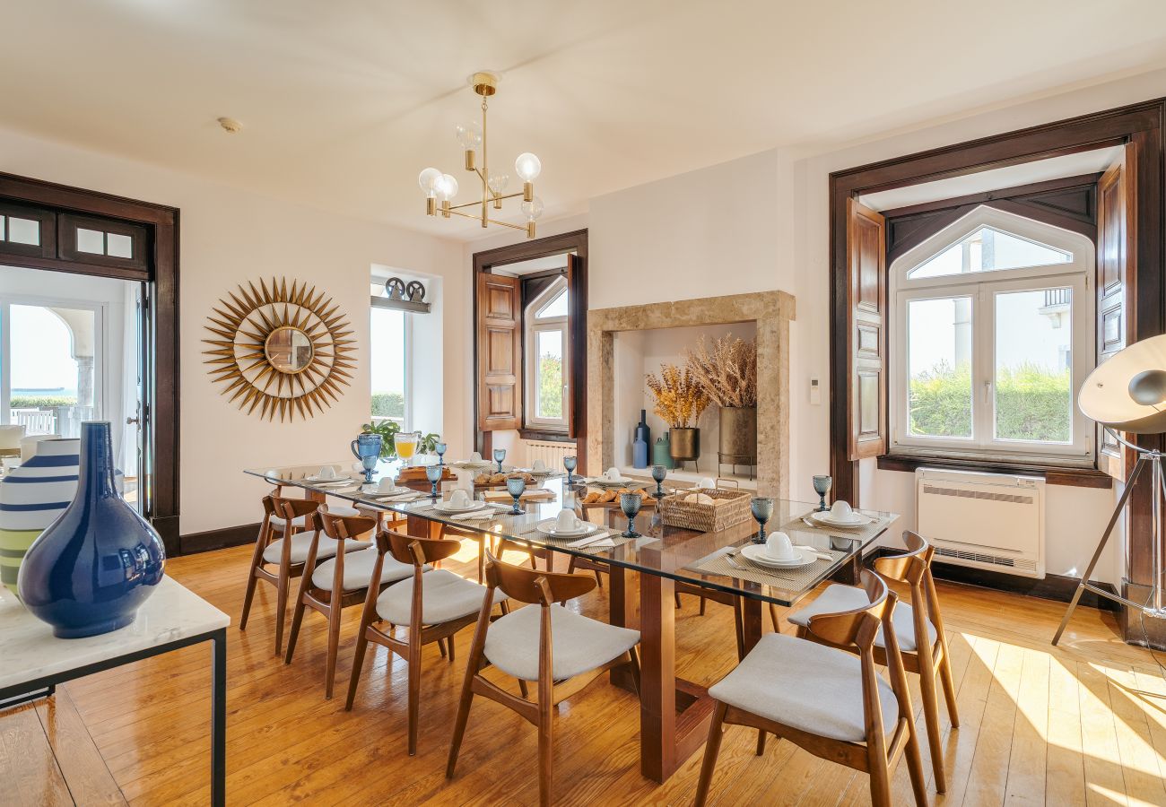 Villa in Cascais - Blissful Seafront