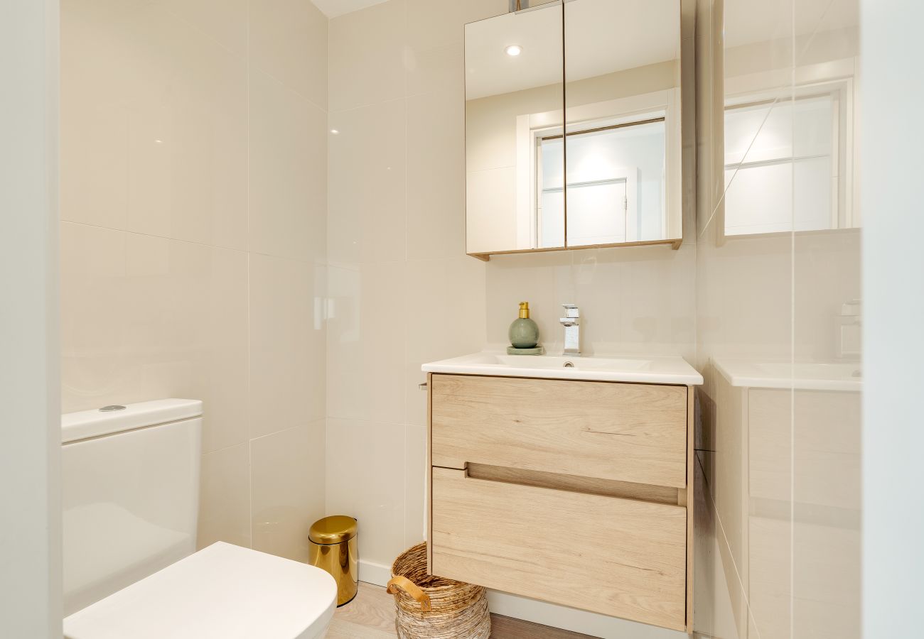 Villa in Lisbon - Blissful Restelo
