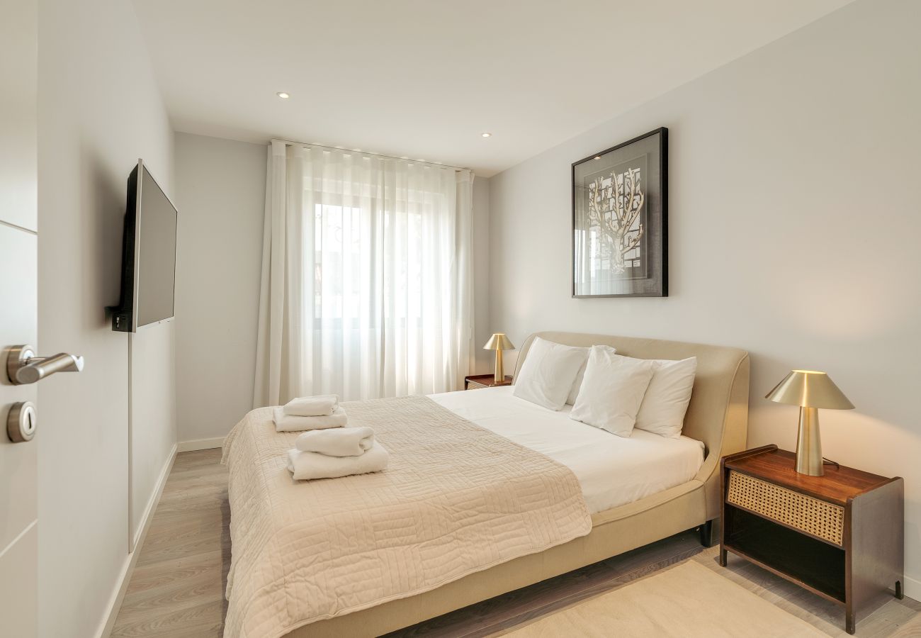 Villa in Lisbon - Blissful Restelo