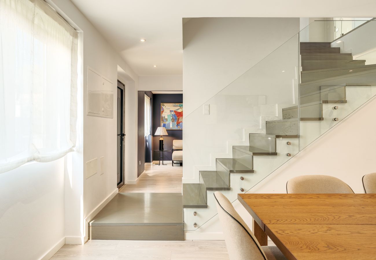 Villa in Lisbon - Blissful Restelo