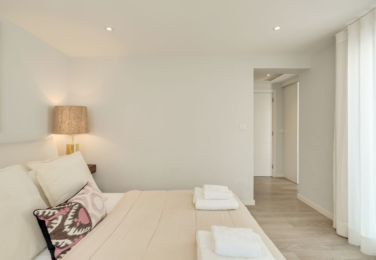 Villa in Lisbon - Blissful Restelo