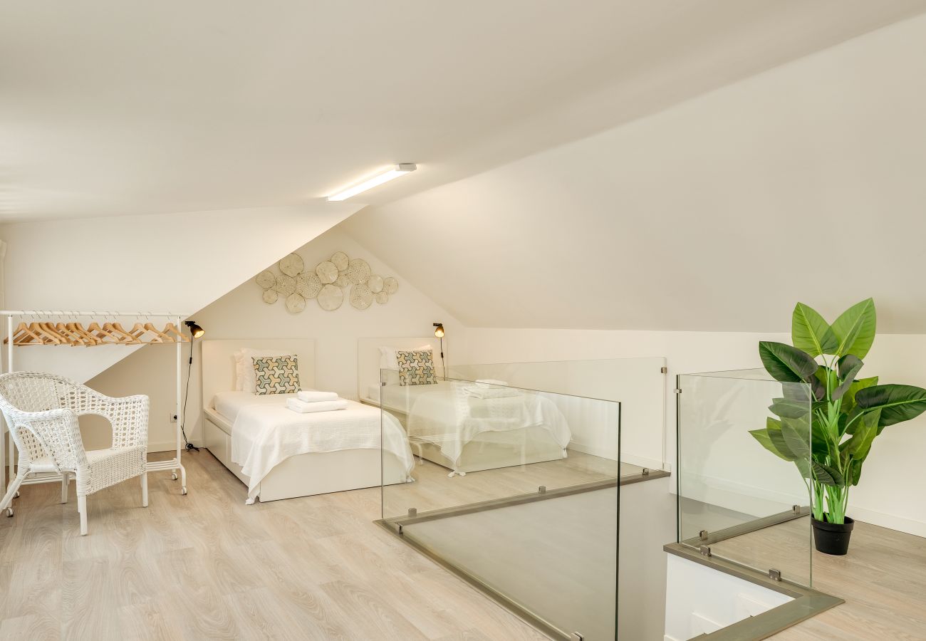 Villa in Lisbon - Blissful Restelo