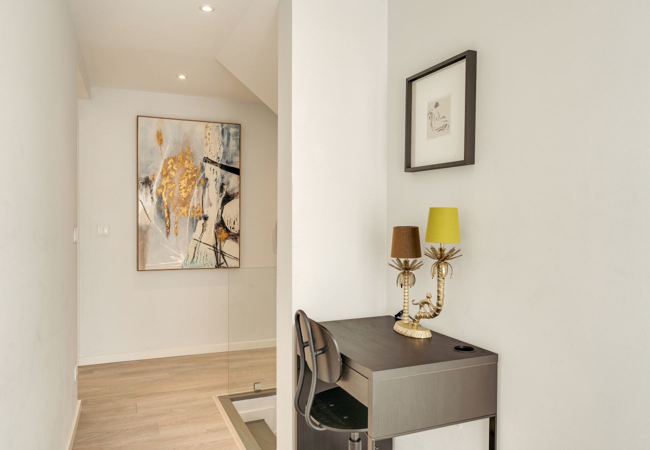Villa in Lisbon - Blissful Restelo